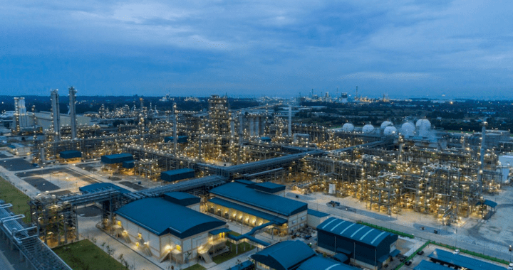 Refineries opt for advanced technologies to address global warming challenges