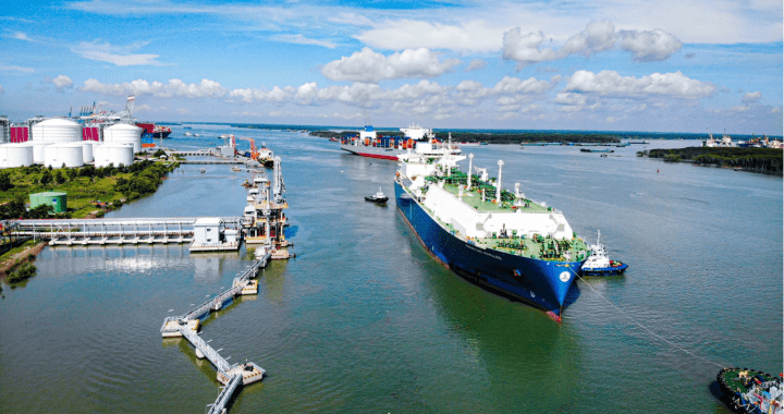 PetroVietnam Gas Launched Thi Vai LNG Import Terminal in October