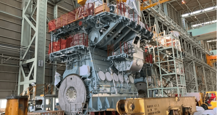 Hitachi Zosen to Convert Ship Engines for Green Methanol
